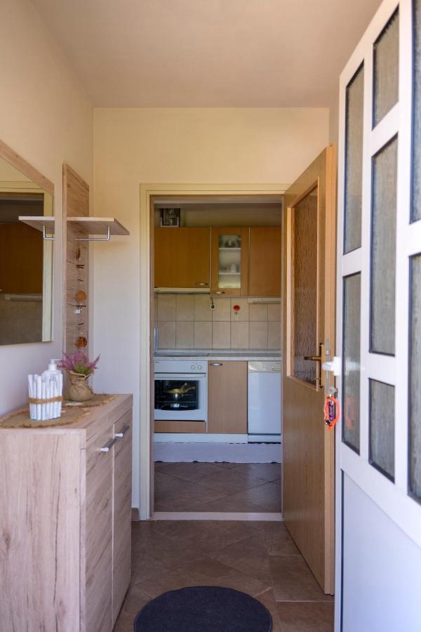 Apartman Ana コルチュラ エクステリア 写真